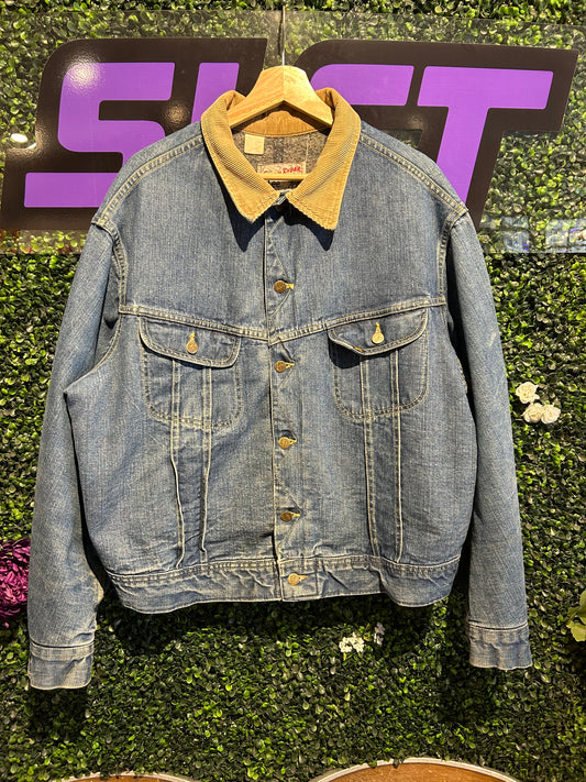 70s Lee Storm Rider Blanked-Lined Union-Made Denim Jacket. Size Large